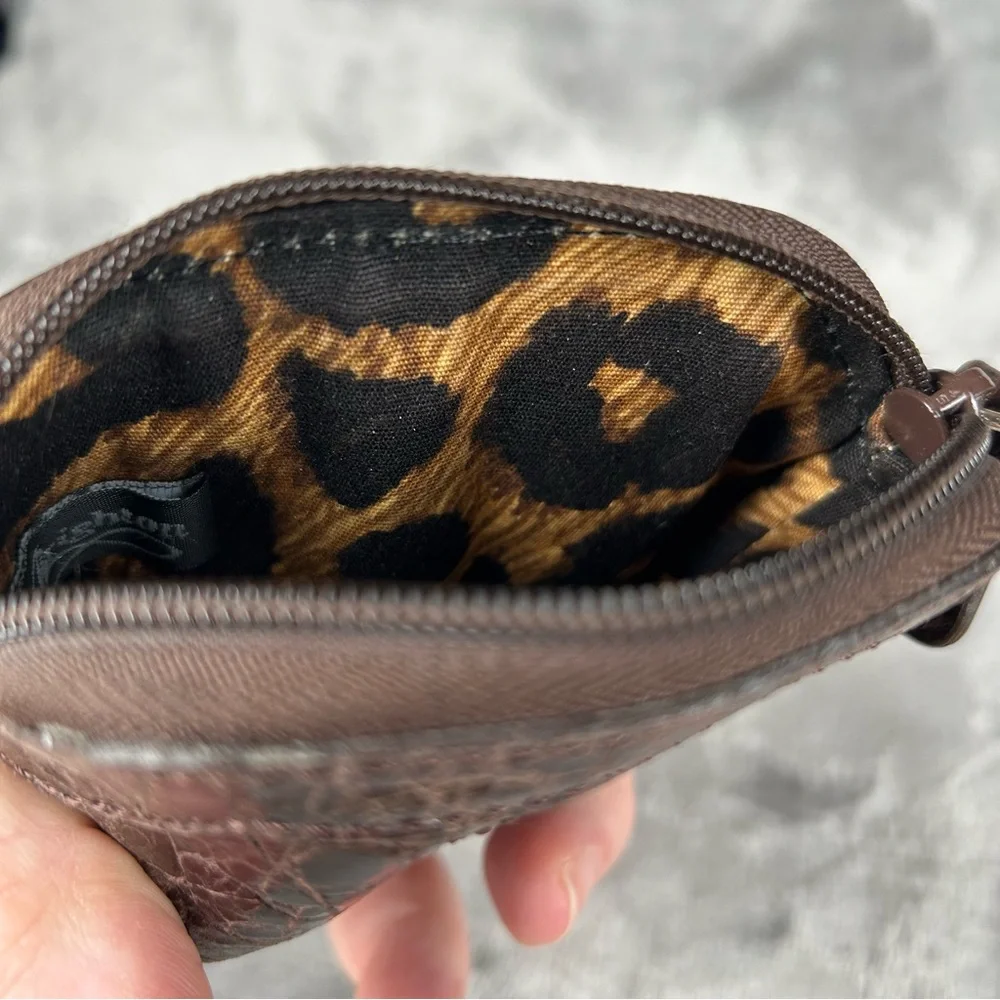Brighton Brown Croc Embossed Leather Small Coin Purse‎ Heart on Front Zip Top
